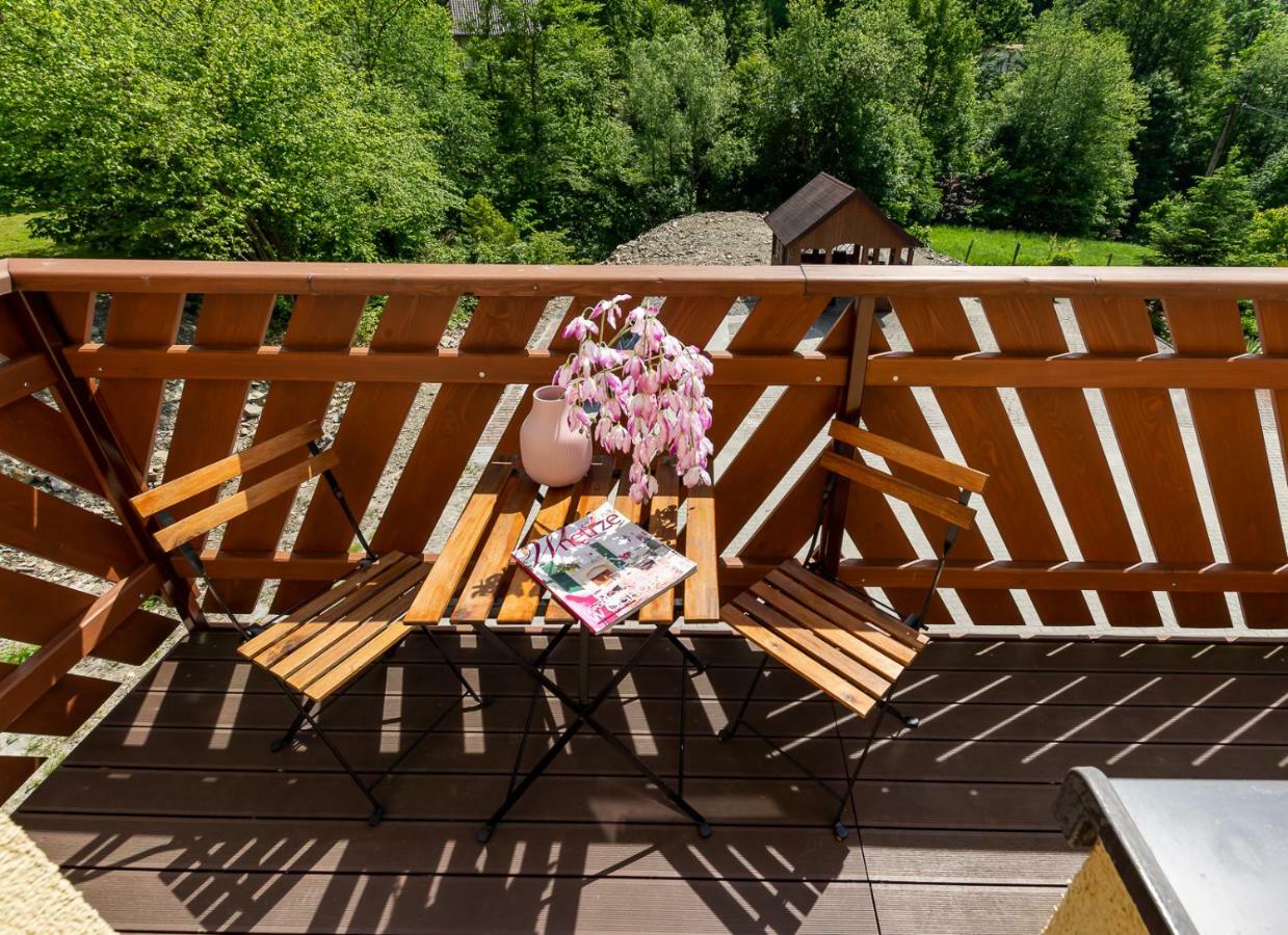Apartament I Pokoje Goscinne U Lusi Wisła Exterior foto